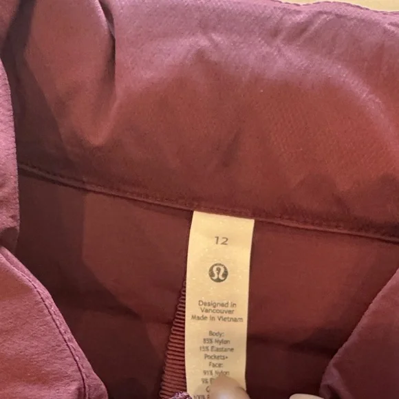 Lululemon Athletica Burgundy Pack It Down Vest - Picture 4 of 7